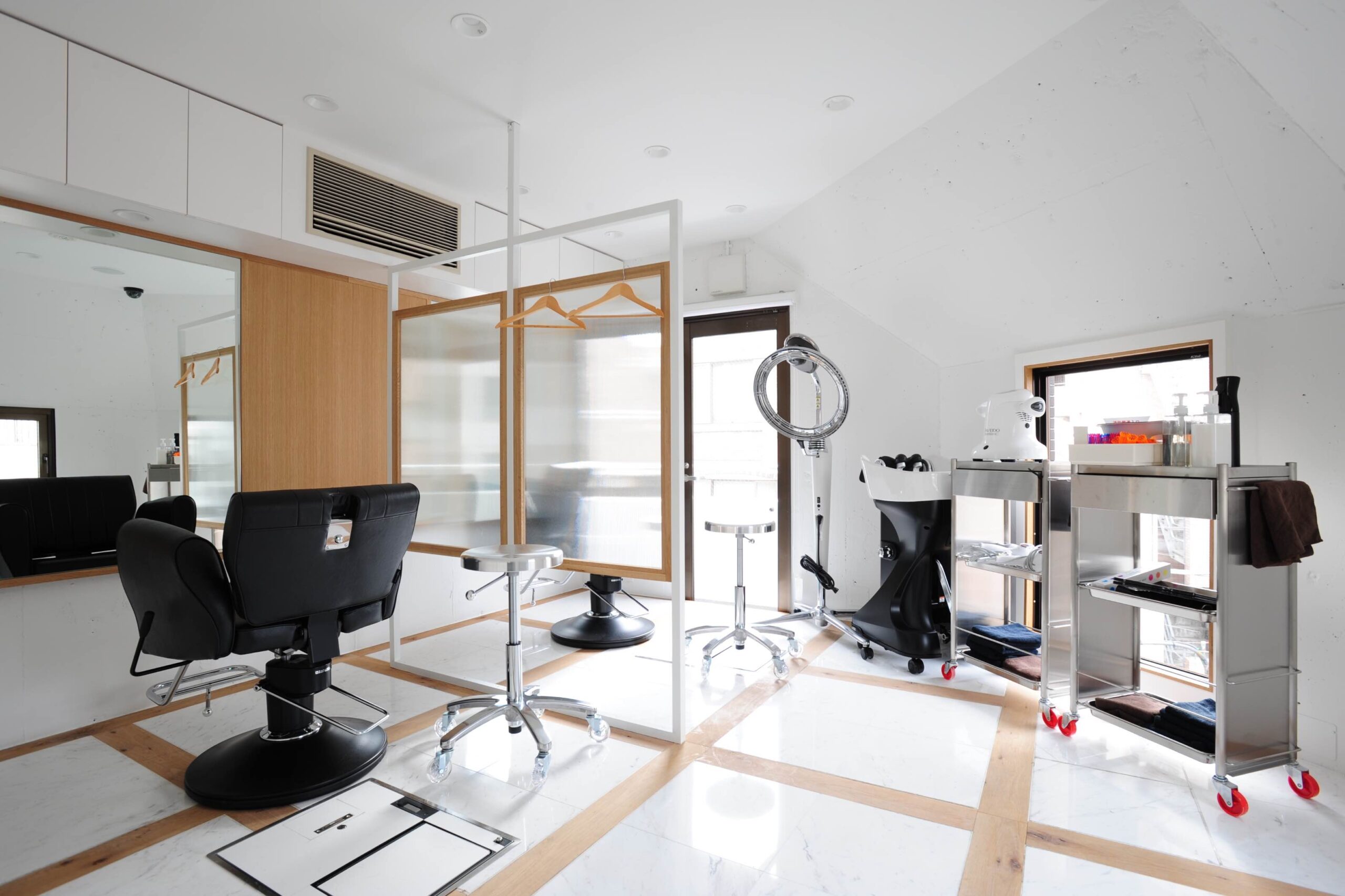 サロン　カウンター 278e4d21fbb987b833f1de4486cc9b